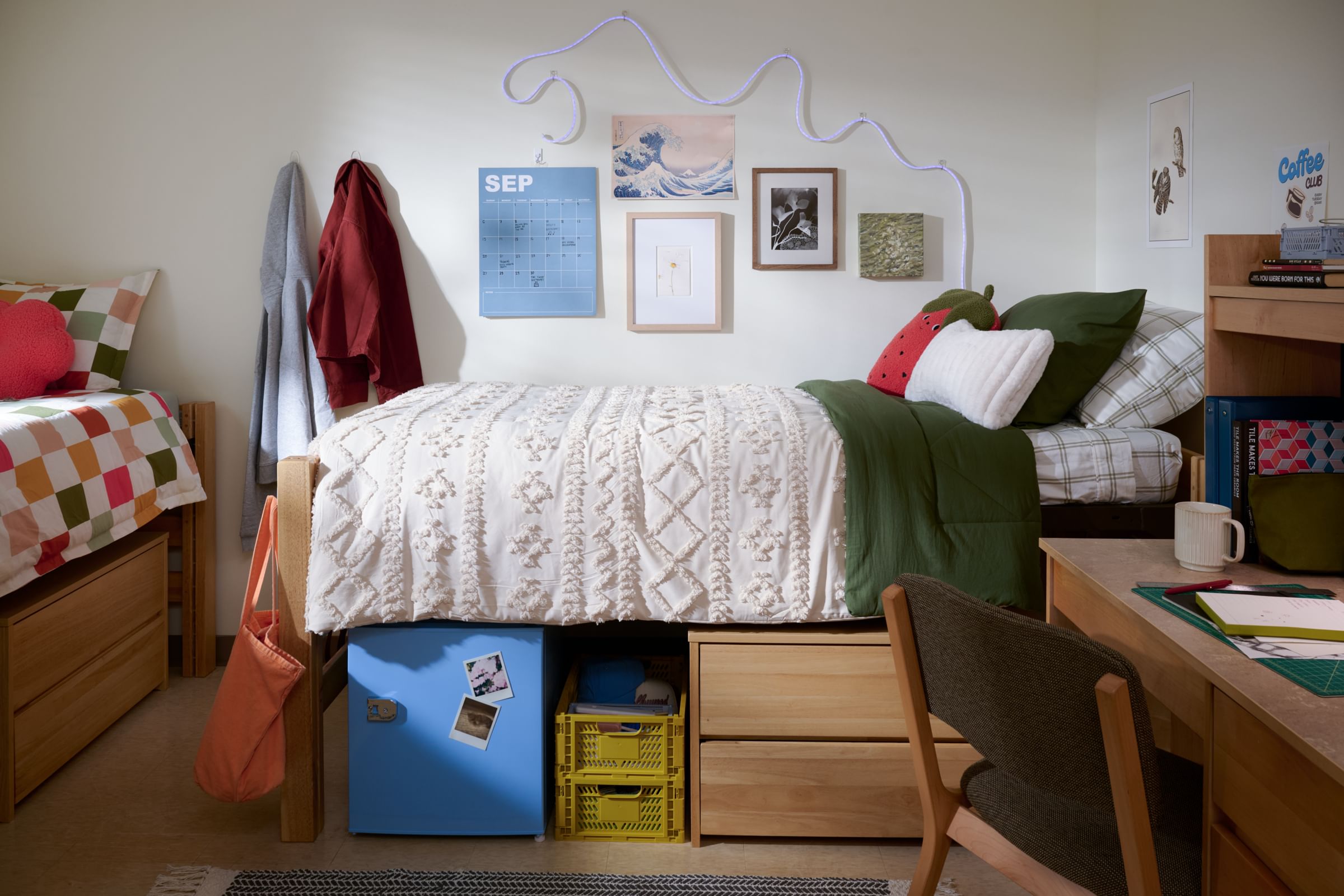 A Dorm room decorated using FrogTape reMOVEables