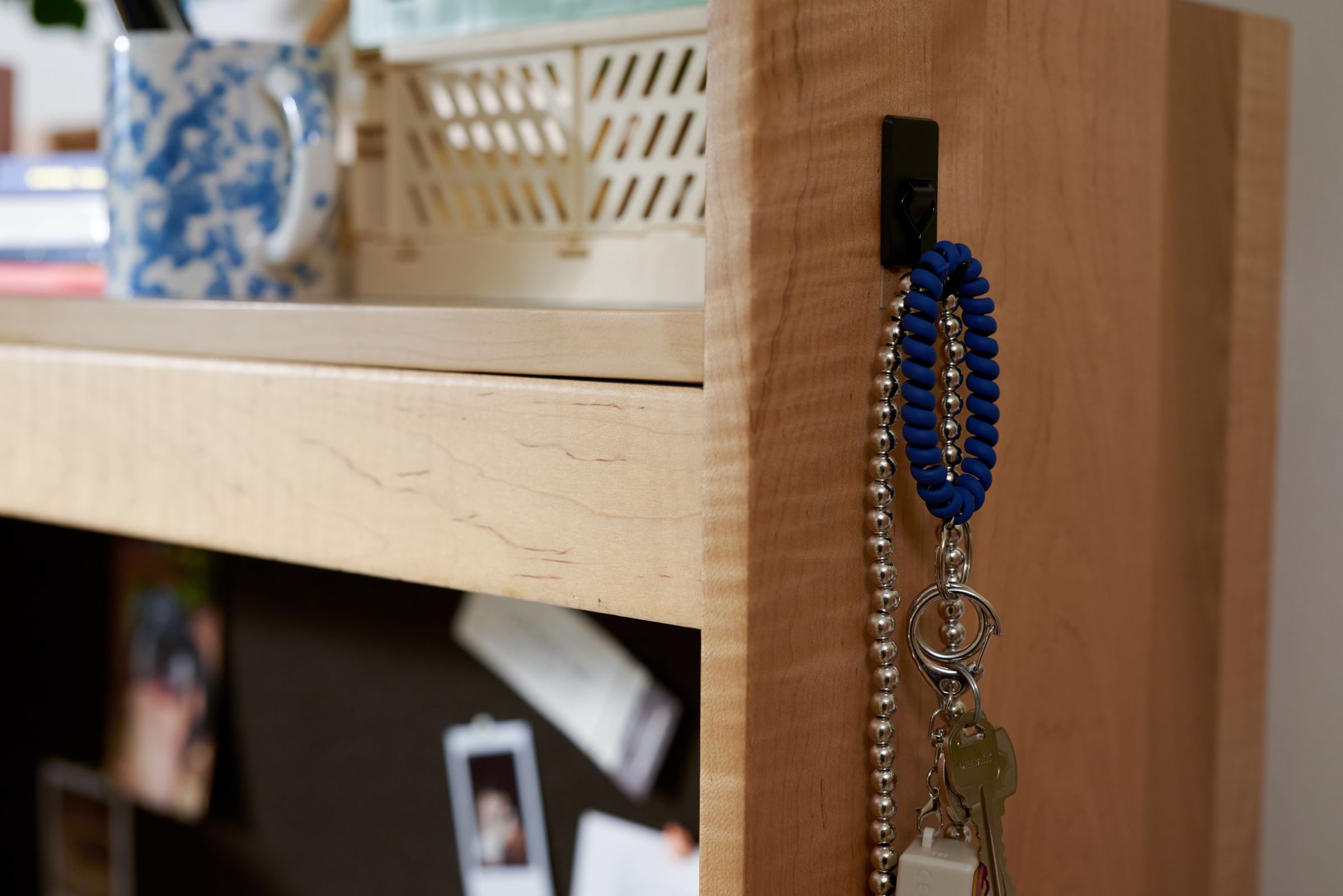 Hanging keys and wallets in a small apartment using FrogTape reMOVEables Wire Hooks and Heavy-Duty Hooks Hooks