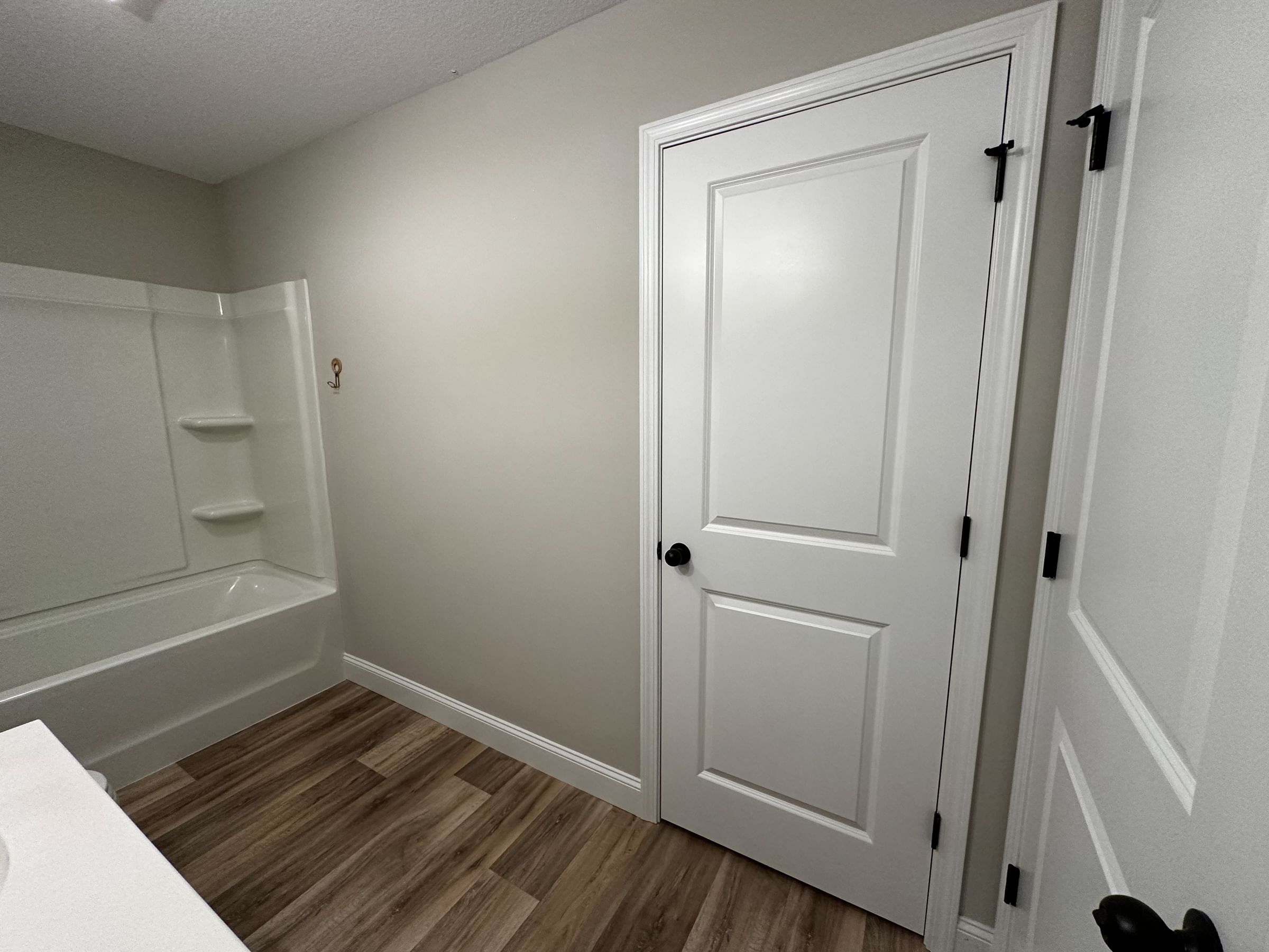 Clean empty bathroom, ready to be painted